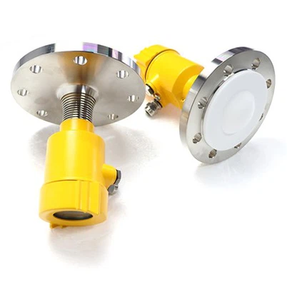 Senzor de nivel radar pentru solide