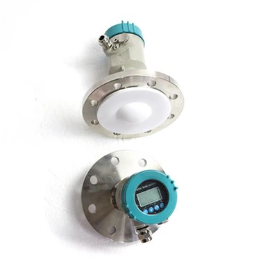 Senzor de nivel al apei de tip radar